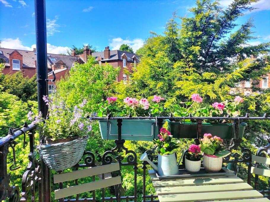 Appartement Charming London With Balcony Extérieur photo